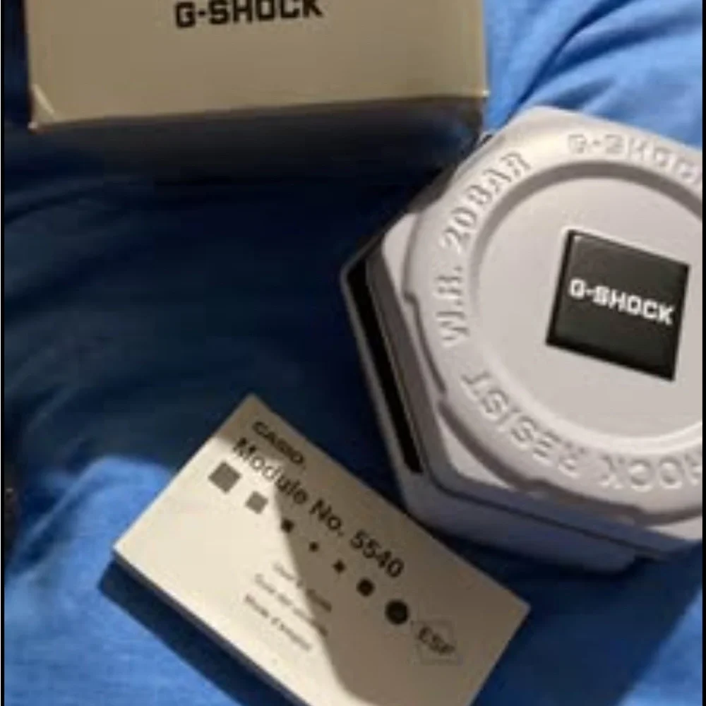 G-Shock White and Black Watch Box Set